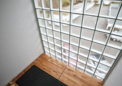 Staircase glass wall